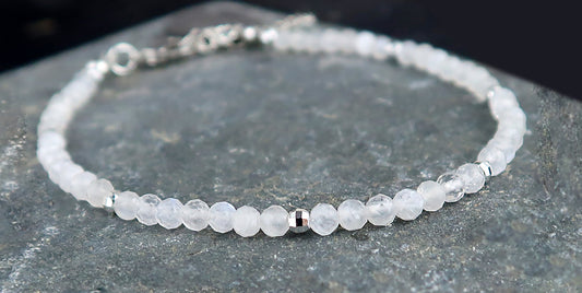 Mondstein Armband aus 2,5 mm Facettiert Mondstein Perlen