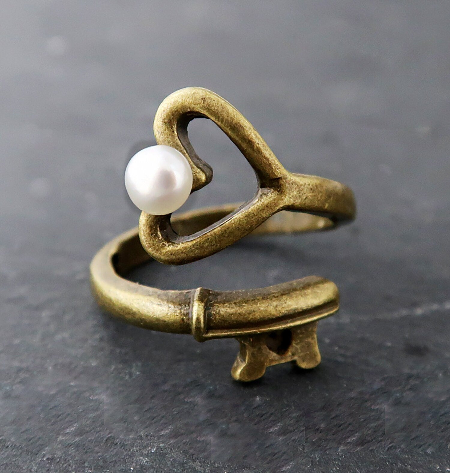 Ring Herz, Ring Heart, Ring mit Herz, Liebesring, Herzring, Ring Perle, Valentinstag, Geschenke für Schwester Freundin, Geschenk für sie
