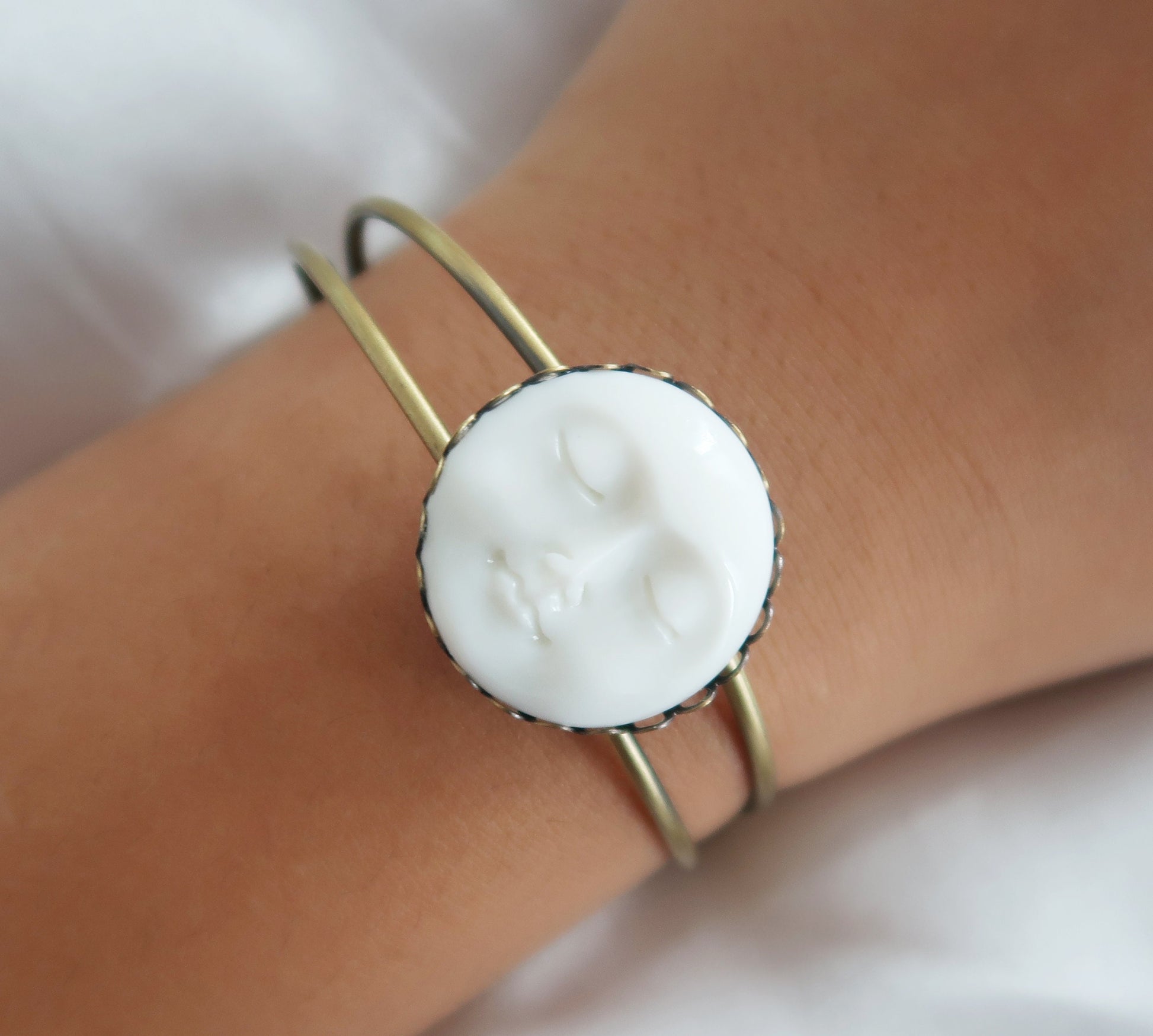 Mond Gesicht Armreif Bronze, Verstellbares Armreif, Schlichter Armreif, minimalistischer Armband, Geschenk für sie, Mama Geschenk